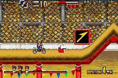 Play Maniac Racers Advance Online